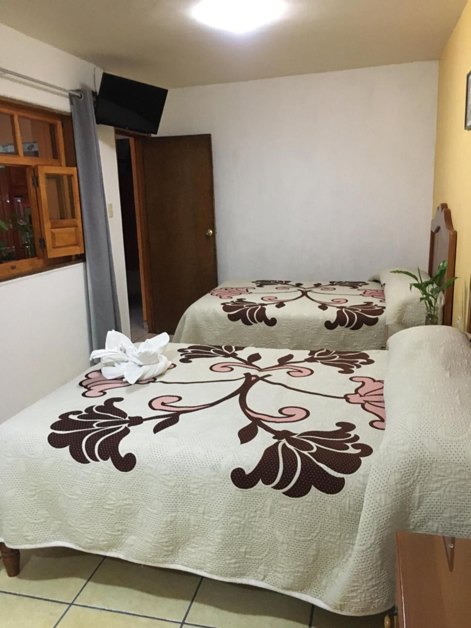 Hotel Posada Camelinas Pátzcuaro Eksteriør billede