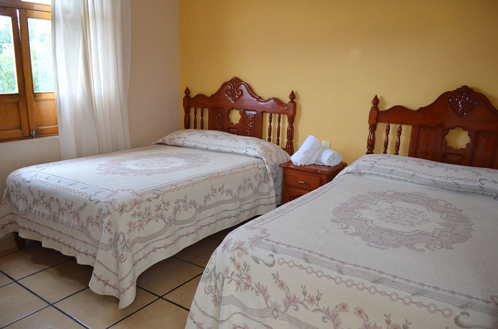 Hotel Posada Camelinas Pátzcuaro Eksteriør billede