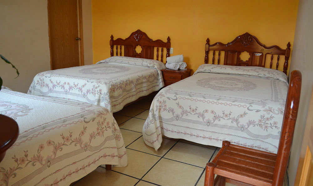 Hotel Posada Camelinas Pátzcuaro Eksteriør billede