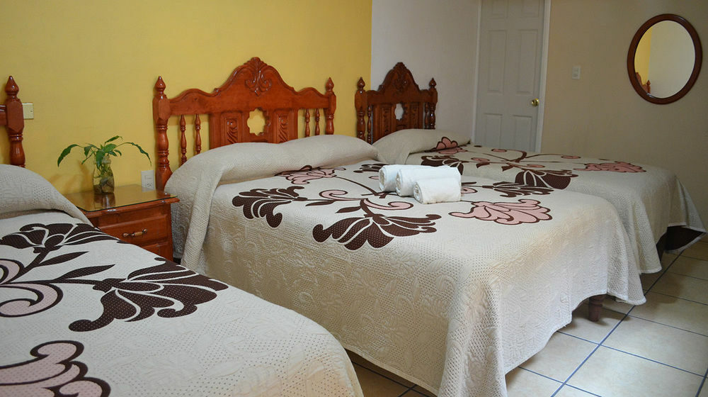 Hotel Posada Camelinas Pátzcuaro Eksteriør billede